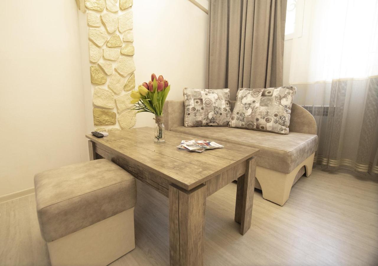 Hotel Premium Armenia Jereván Kültér fotó