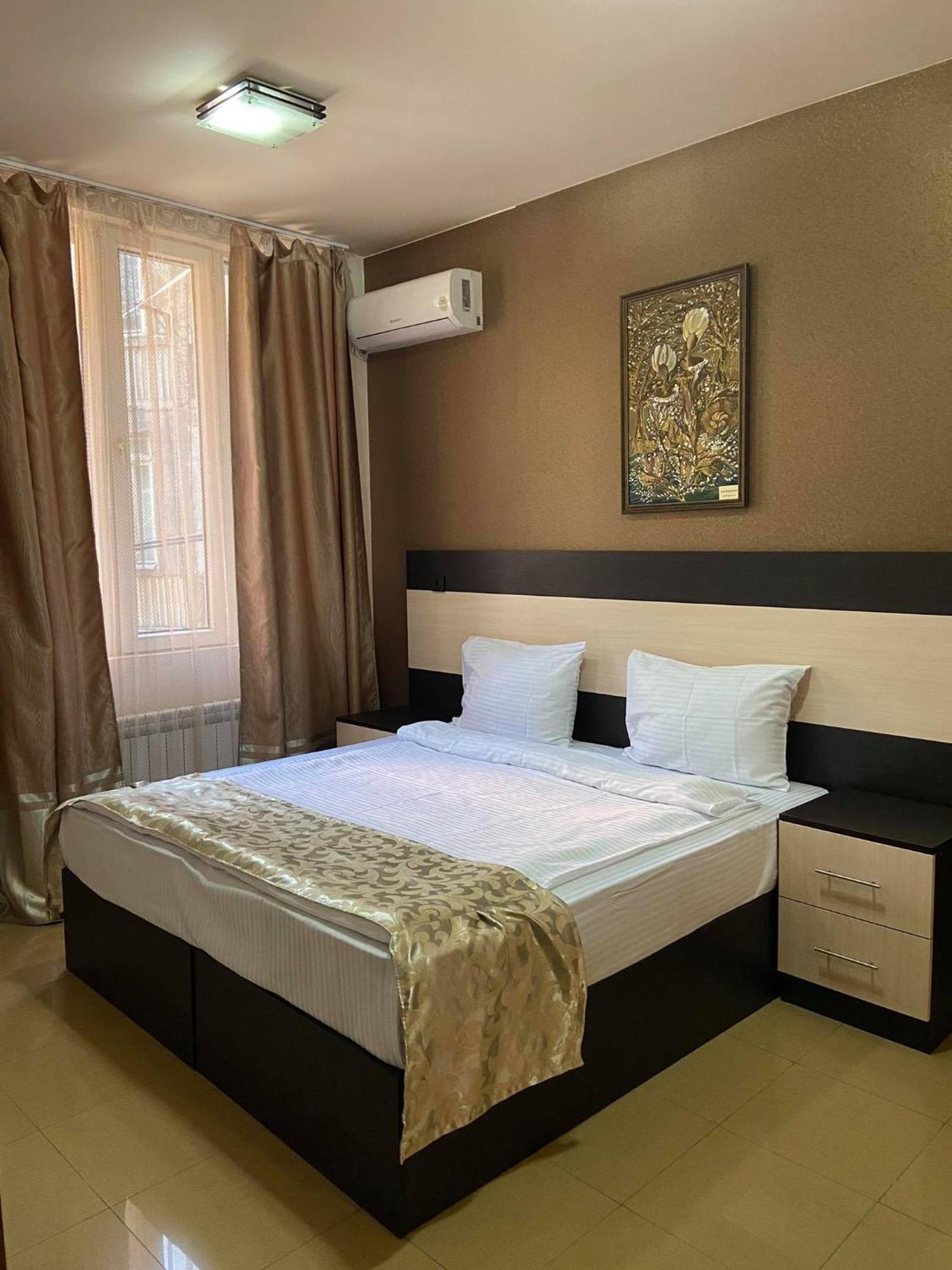 Hotel Premium Armenia Jereván Kültér fotó